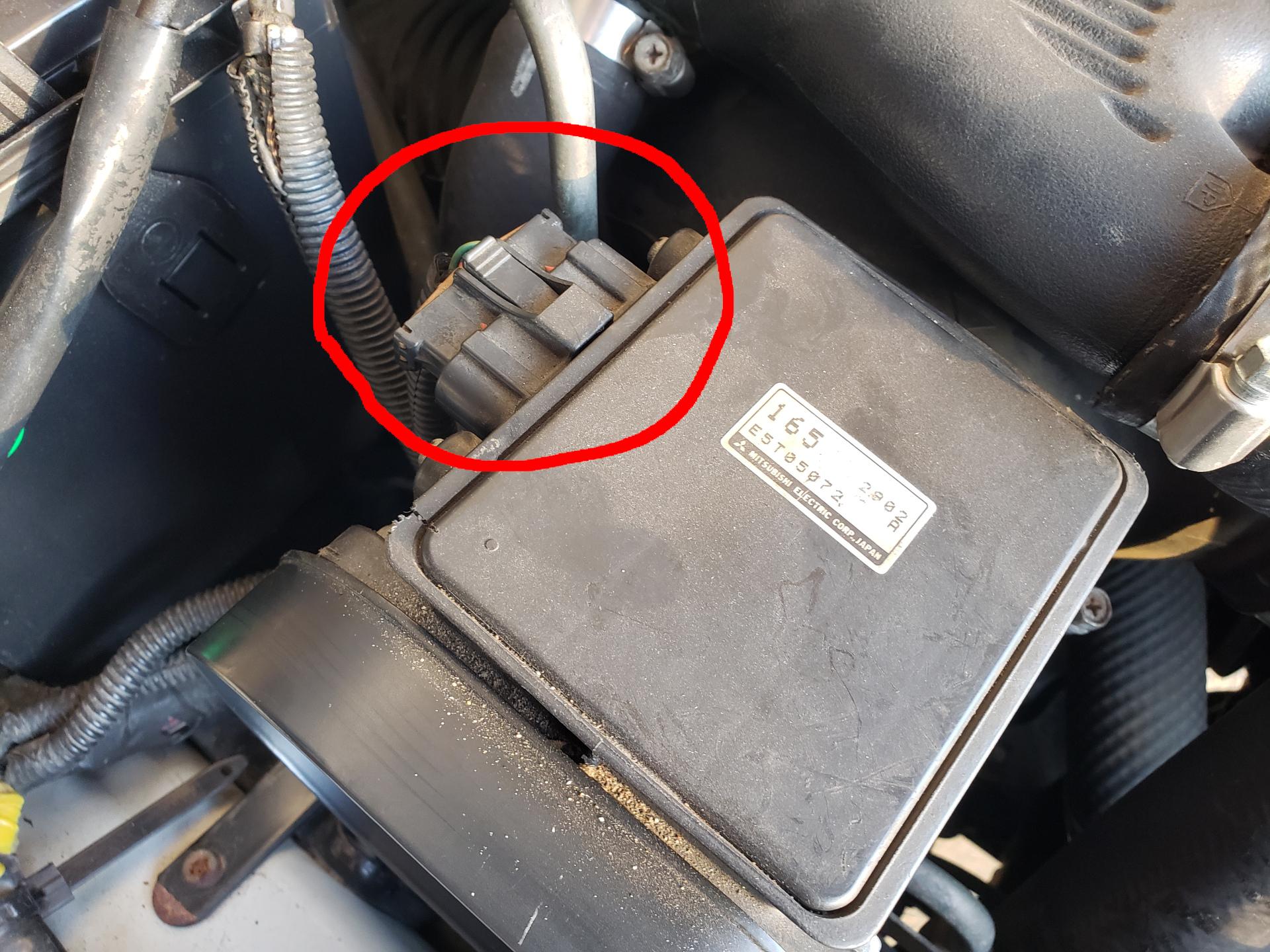 Disconnect plastic clip