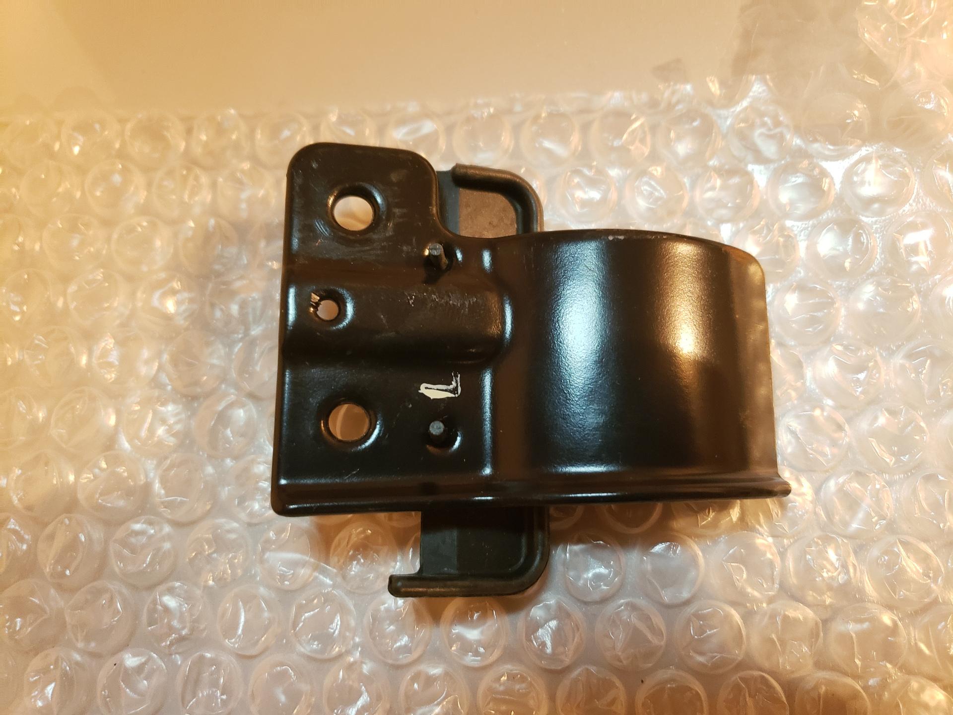 Metal clip with rubber insert