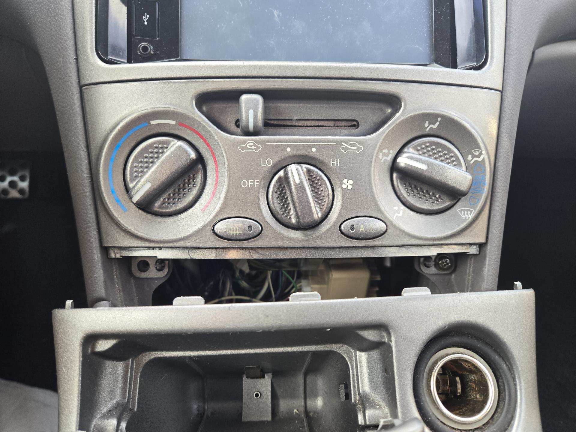 AC control knobs